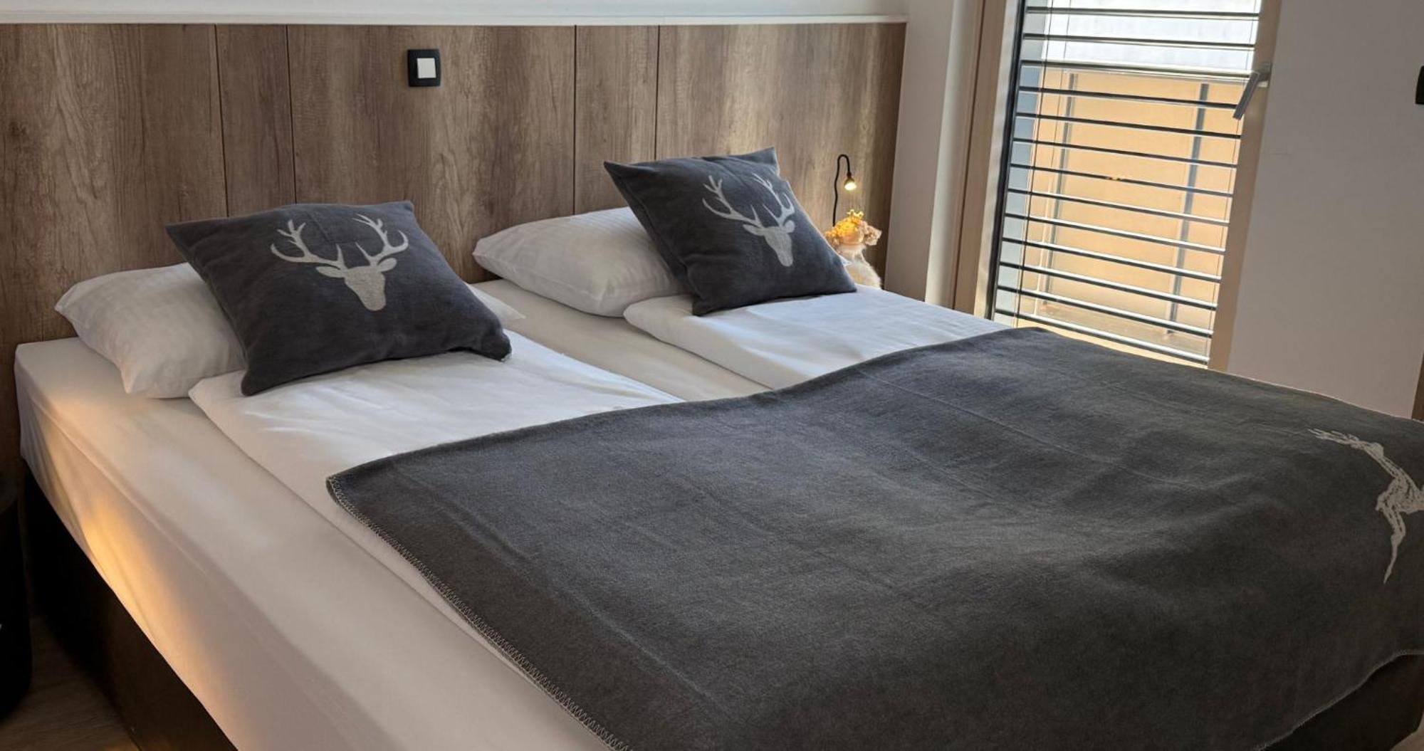 Vila Mojca - Apartmaji Lena Kranjska Gora Exteriér fotografie