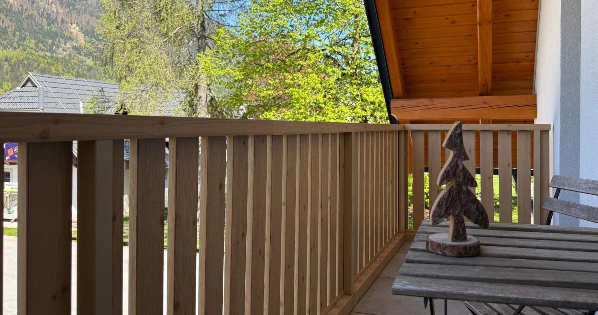 Vila Mojca - Apartmaji Lena Kranjska Gora Exteriér fotografie