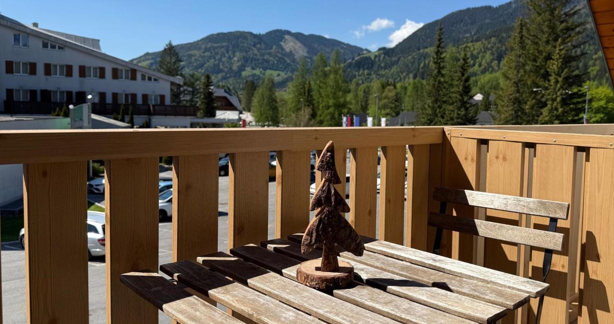 Vila Mojca - Apartmaji Lena Kranjska Gora Exteriér fotografie