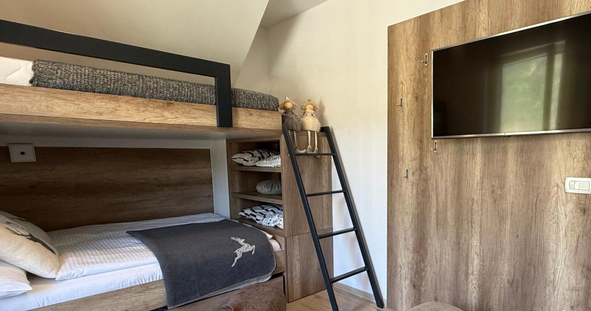Vila Mojca - Apartmaji Lena Kranjska Gora Exteriér fotografie
