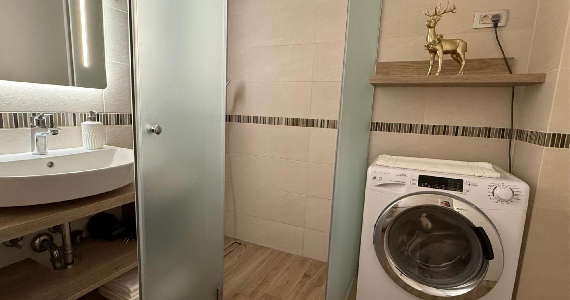 Vila Mojca - Apartmaji Lena Kranjska Gora Exteriér fotografie