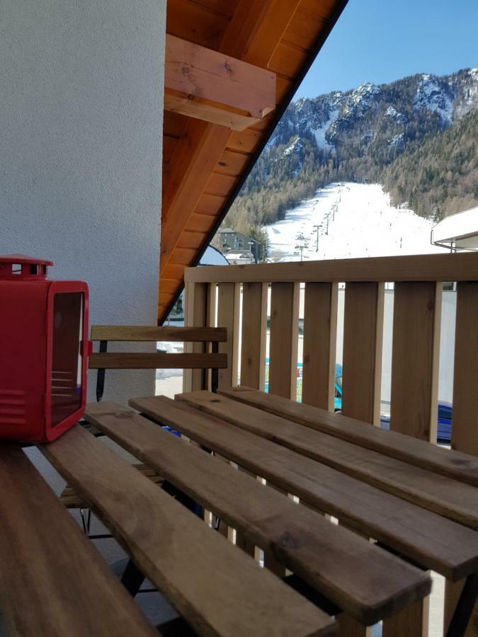 Vila Mojca - Apartmaji Lena Kranjska Gora Exteriér fotografie